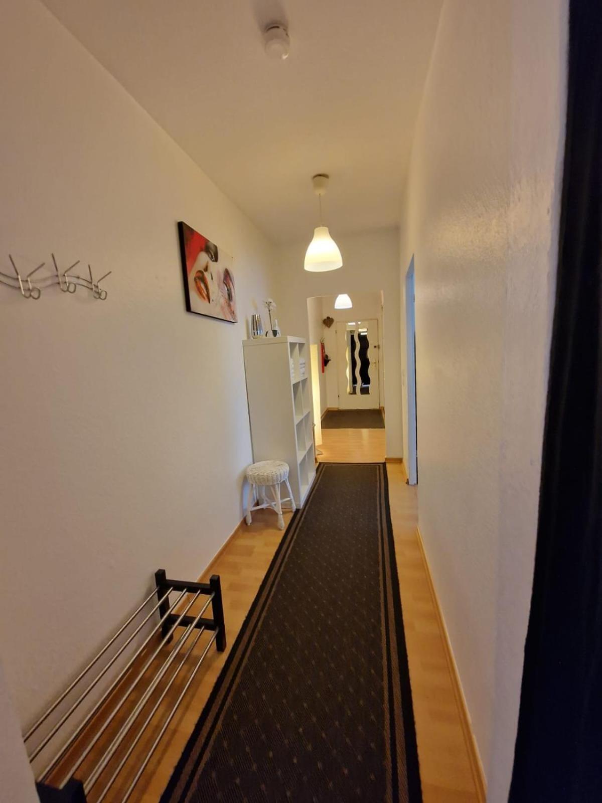 Schoene 3 Schlafzimmer Wohnung Mit 4 Dopplbetten Berlín Exterior foto