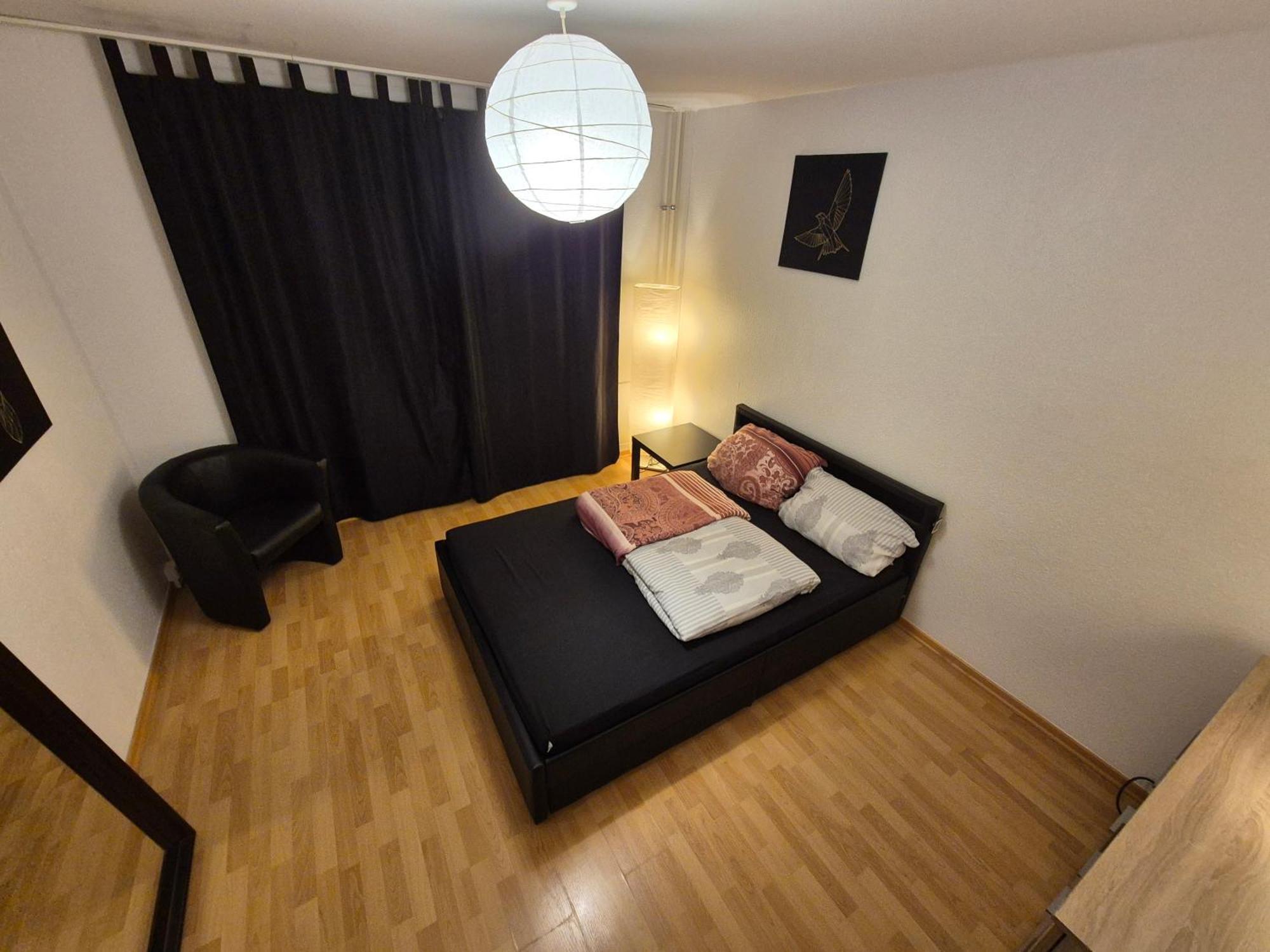 Schoene 3 Schlafzimmer Wohnung Mit 4 Dopplbetten Berlín Exterior foto